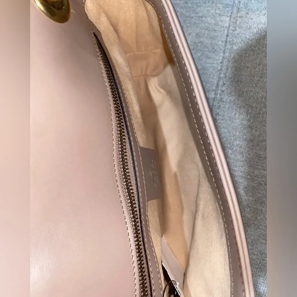 Gucci GG Marmont Small Shoulder Flap Bag - Picture 8 of 8
